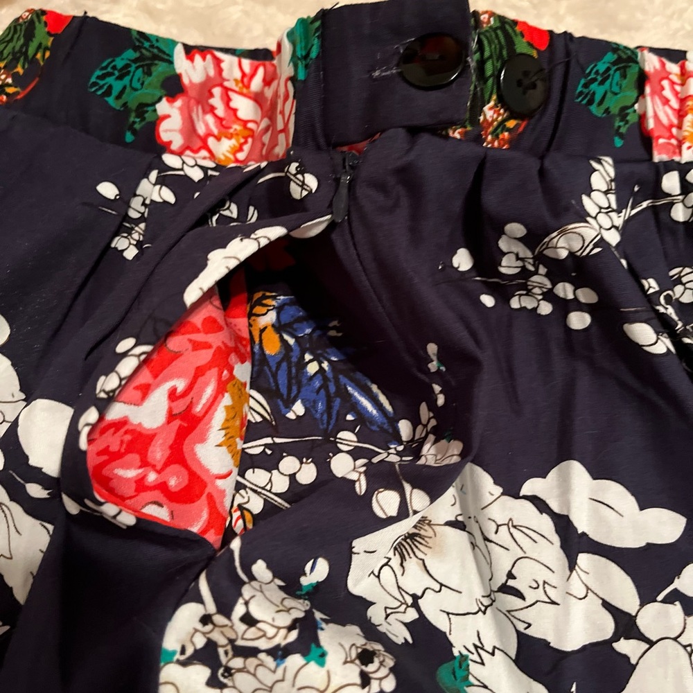 VINTAGE FLORAL PRINT GARDEN PARTY SKIRT - Picture 9 of 11